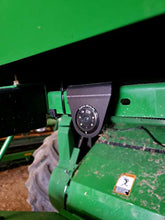Load image into Gallery viewer, Dakota Micro 7in AHD Universal Skid Steer Kit DMRZ-SH7C1
